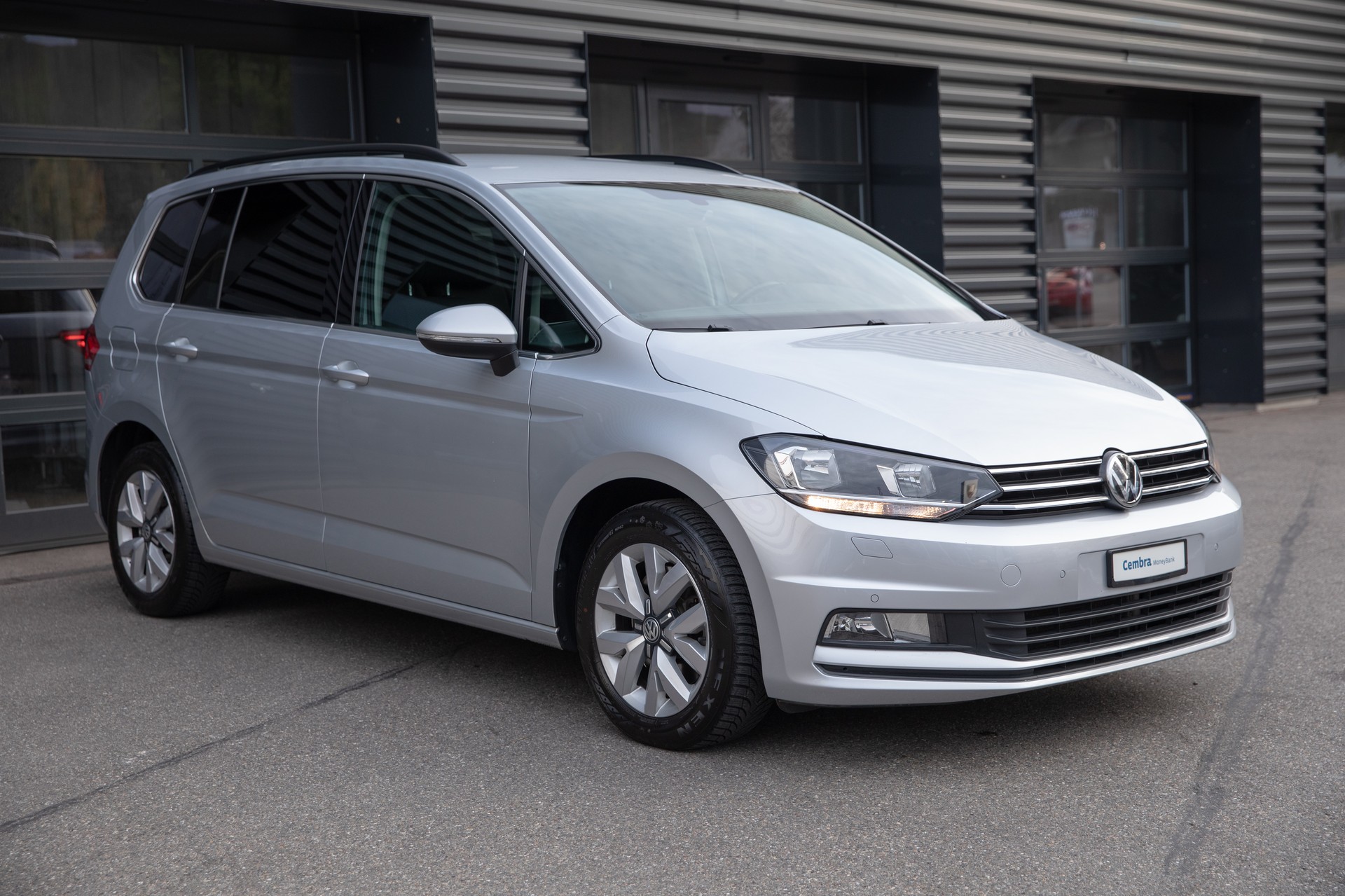 VW Touran 1.6 TDI BlueMotion Technology Comfortline DSG-image-2