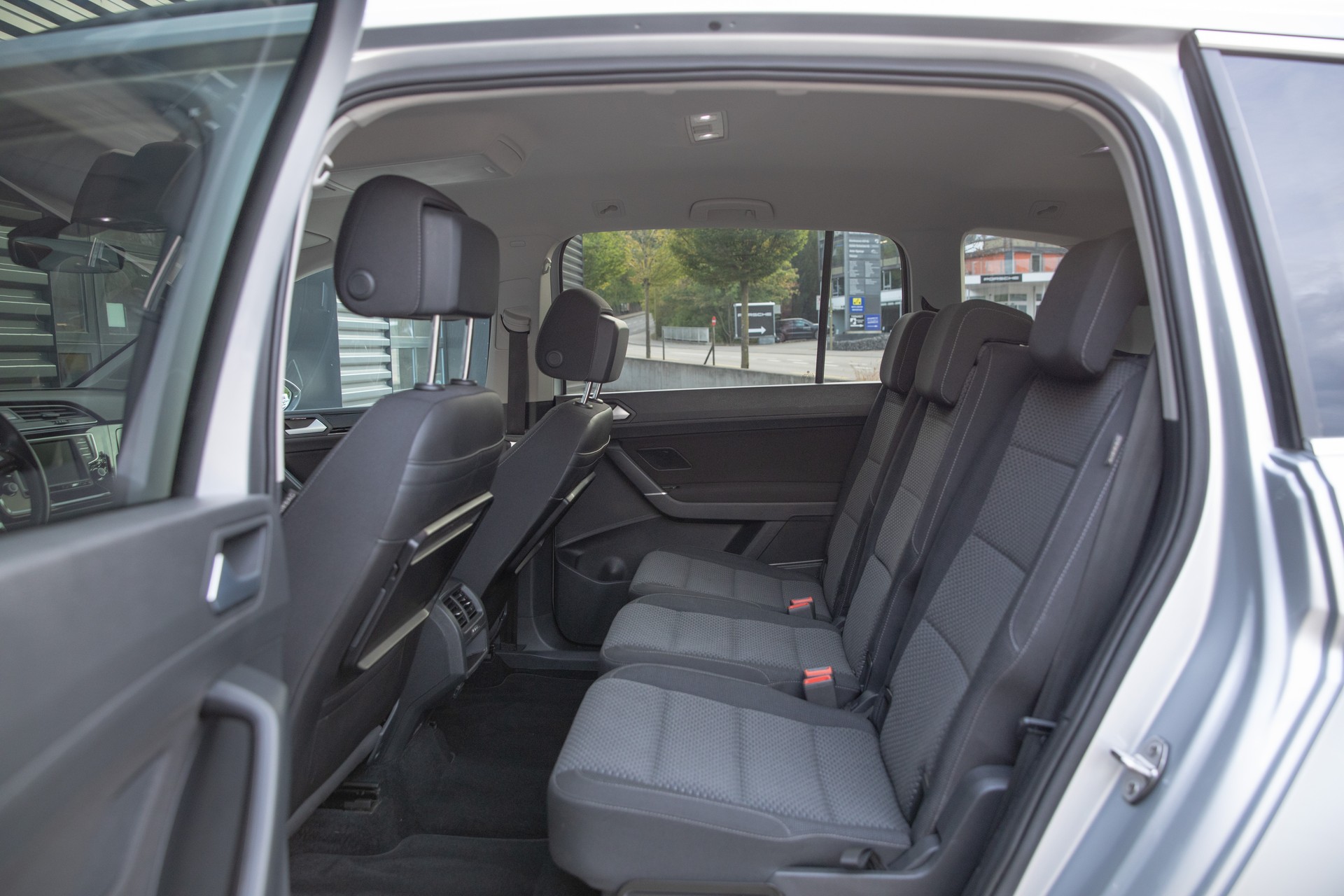 VW Touran 1.6 TDI BlueMotion Technology Comfortline DSG-image-7