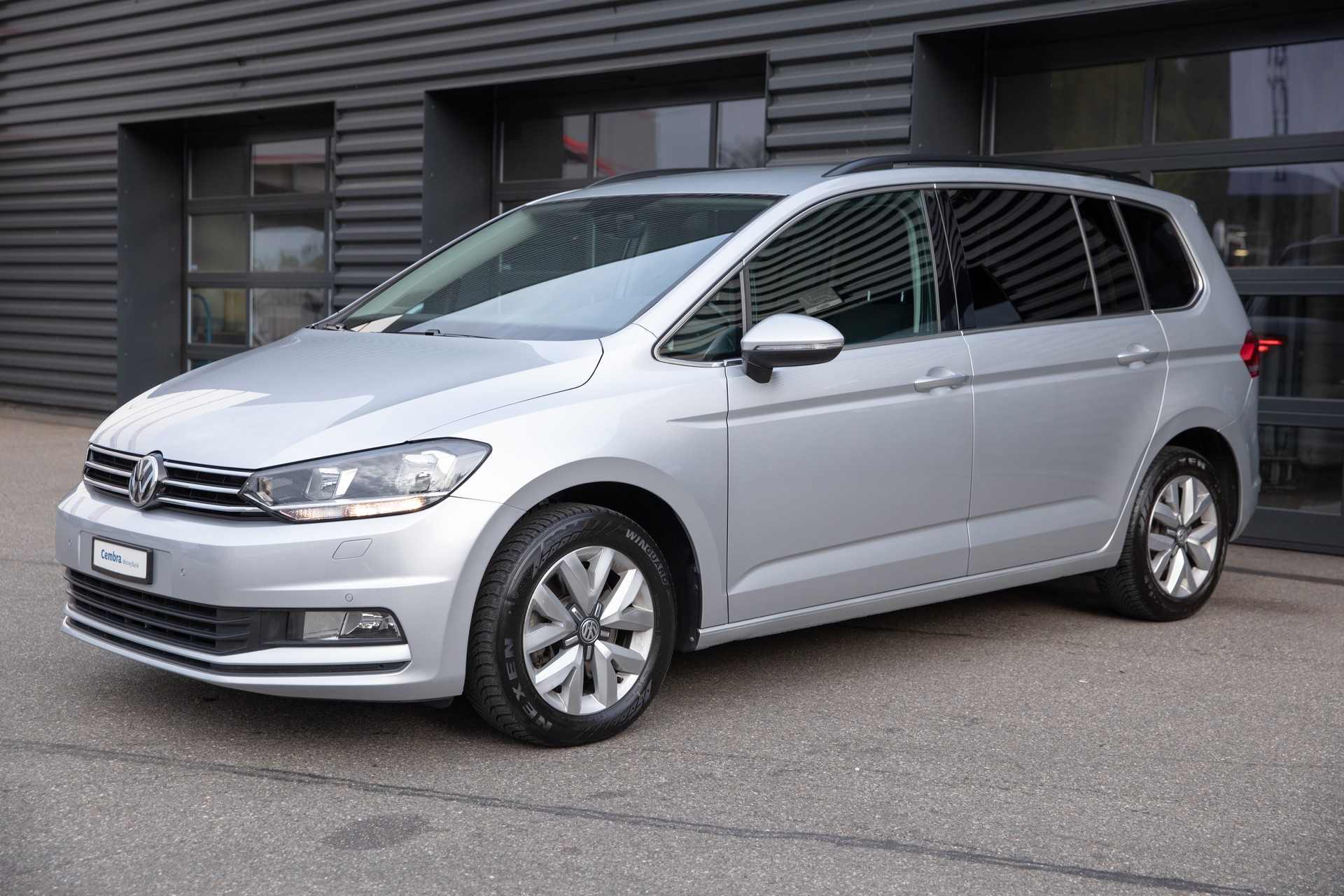 VW Touran 1.6 TDI BlueMotion Technology Comfortline DSG-image-0