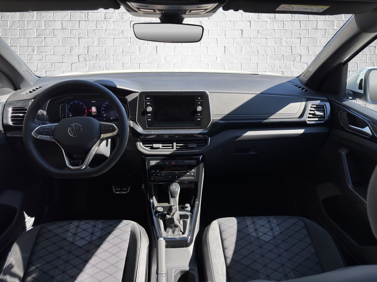 VW T-Cross 1.5 TSI EVO ACT R-Line DSG-image-11