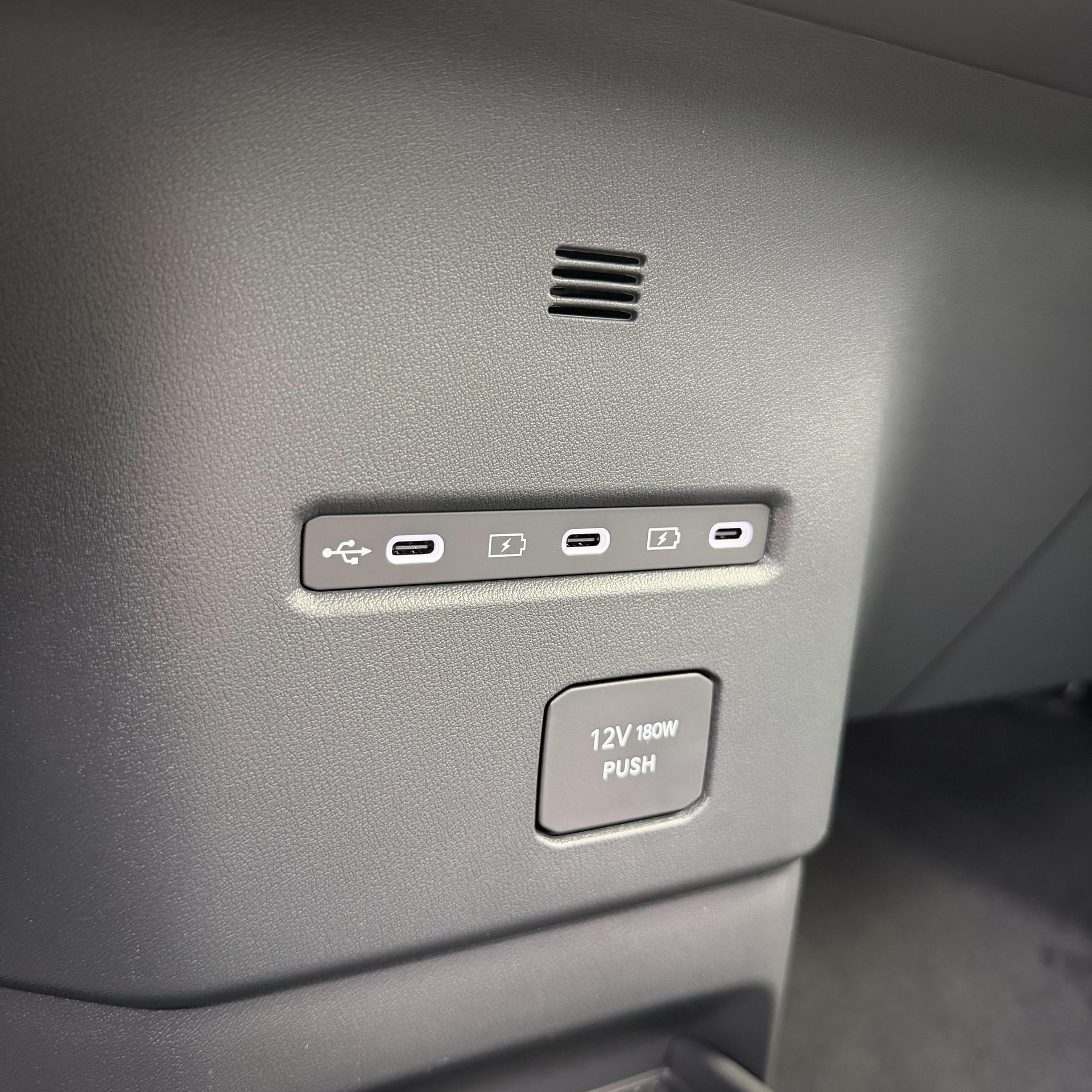 KIA EV2 42.2 kWh Air 4P-image-8