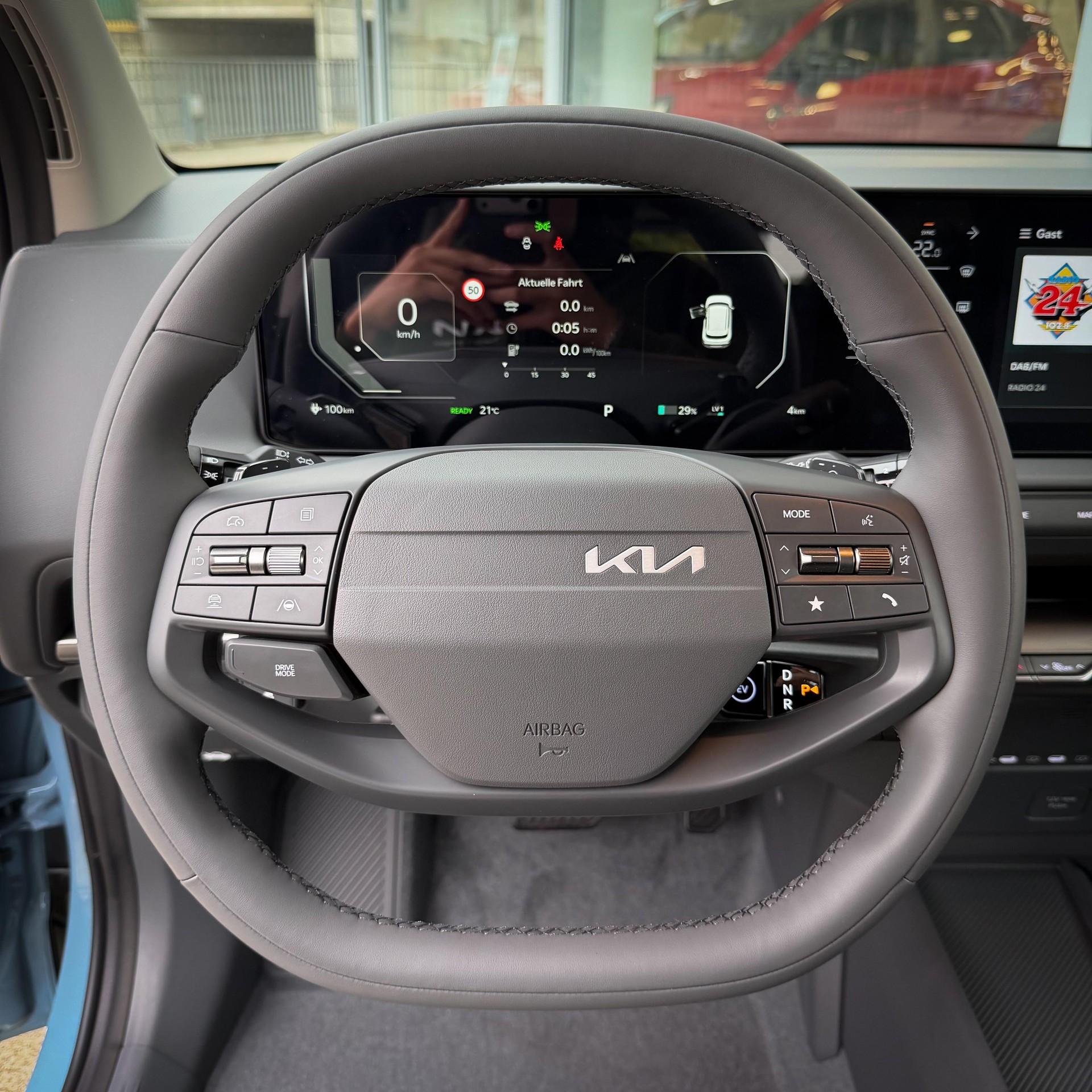 KIA EV2 42.2 kWh Air 4P-image-4