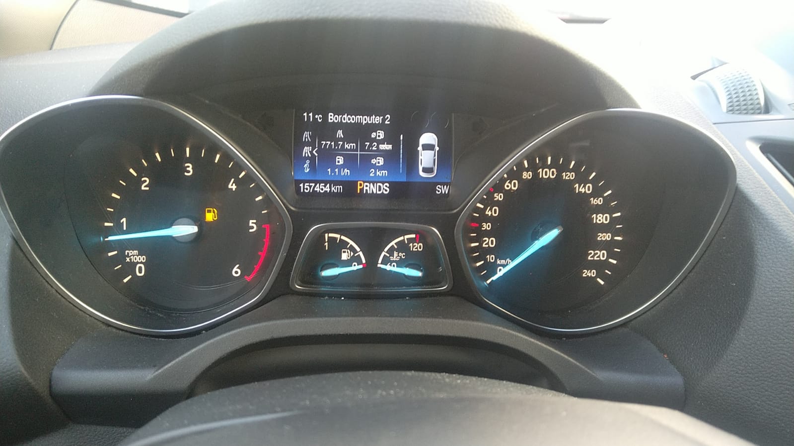 FORD Kuga 2.0 TDCi ST Line High 4WD PowerShift-image-12