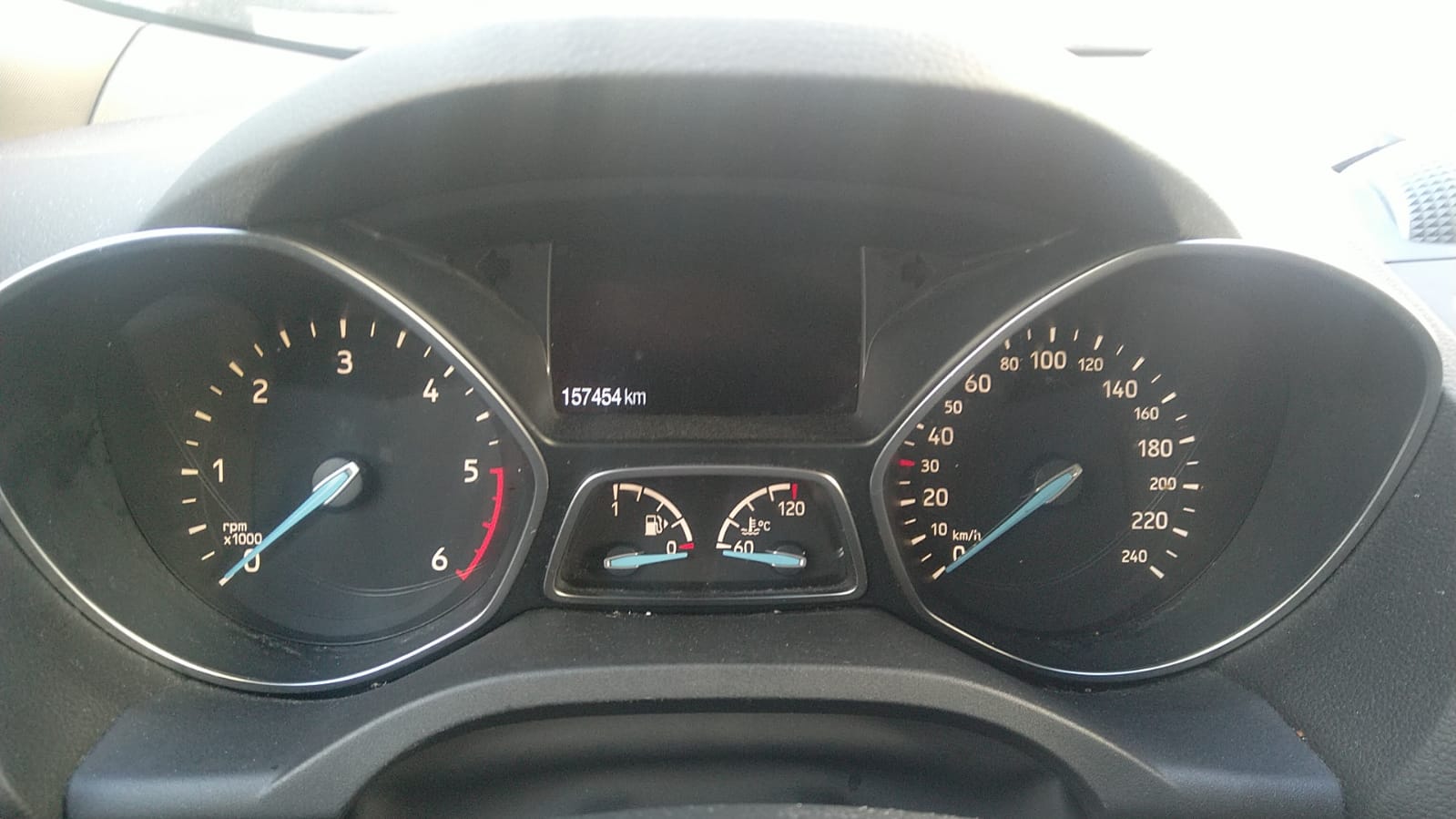 FORD Kuga 2.0 TDCi ST Line High 4WD PowerShift-image-10
