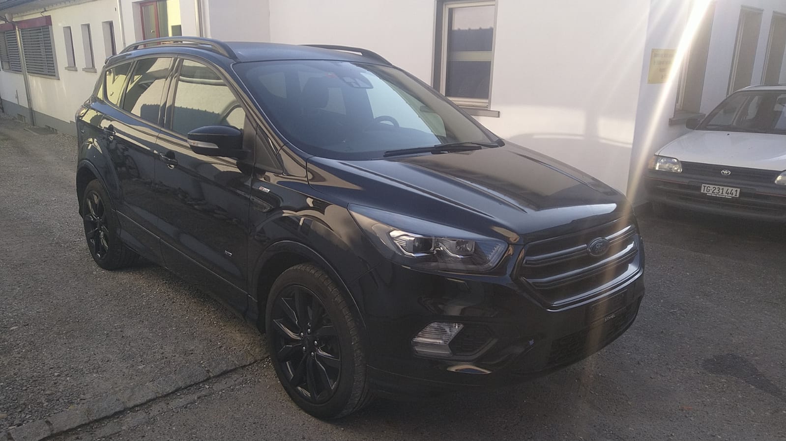 FORD Kuga 2.0 TDCi ST Line High 4WD PowerShift-image-2