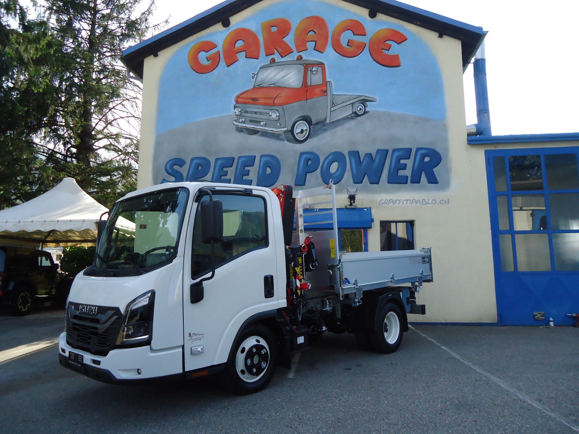 ISUZU M21 TT E Generation 4 - Gru FASSI F30M. - Ponte Ribaltabile Alluminio - Gancio di Traino KG. 3500-image-1