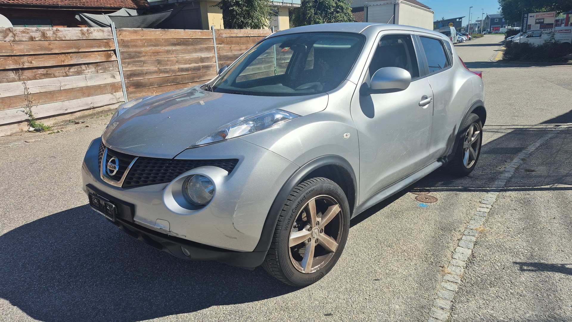 NISSAN Juke 1.6 DIG-T tekna 4x4 Xtronic M-CVT