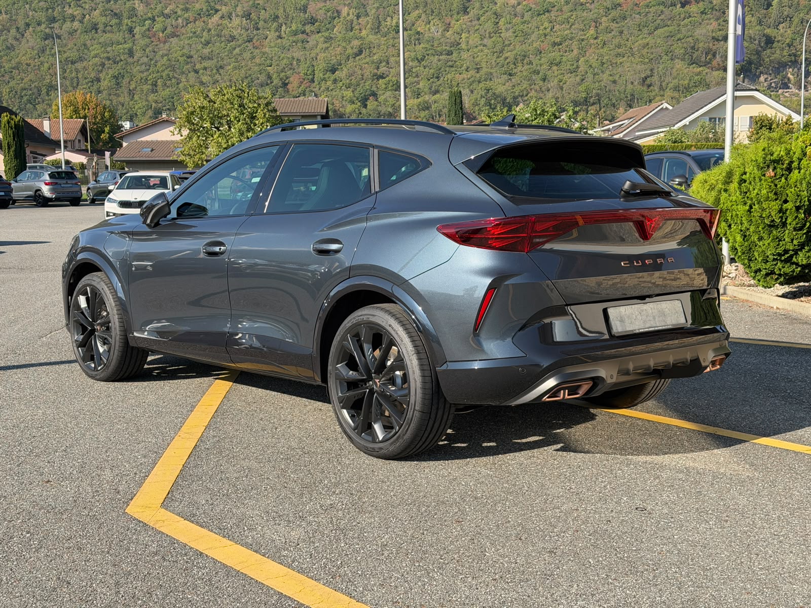 CUPRA Formentor 1.5 e-HYBRID pHEV VZ DSG-image-2