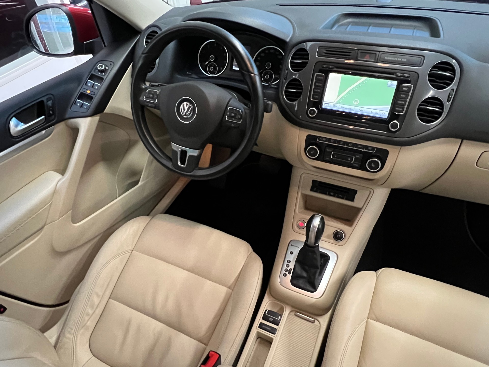 VW Tiguan 2.0 TSI Cup 4Motion DSG-image-12