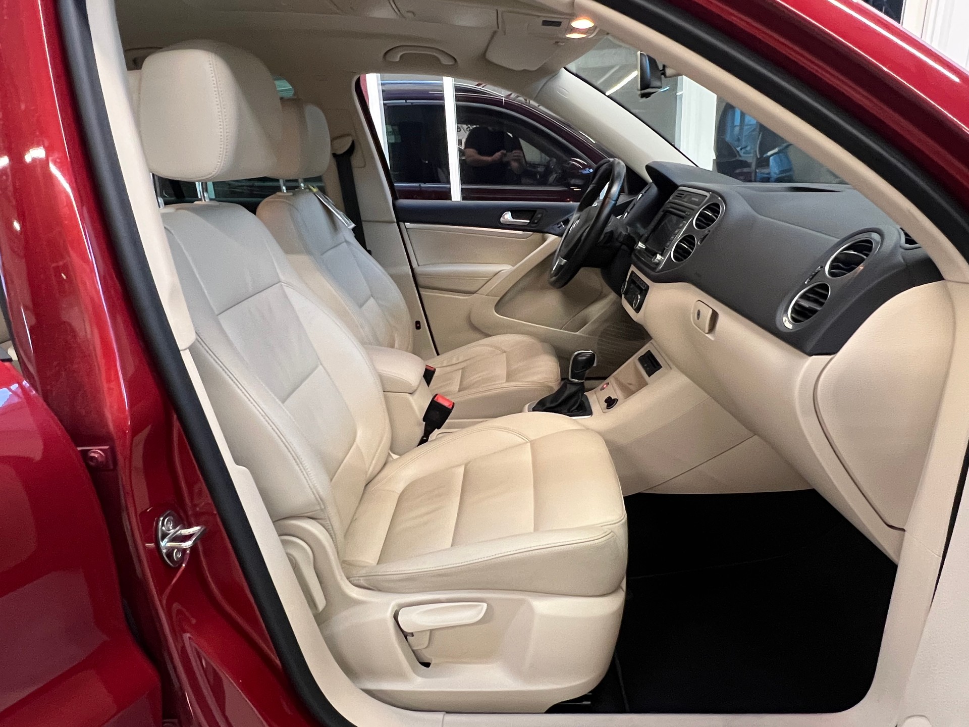 VW Tiguan 2.0 TSI Cup 4Motion DSG-image-13