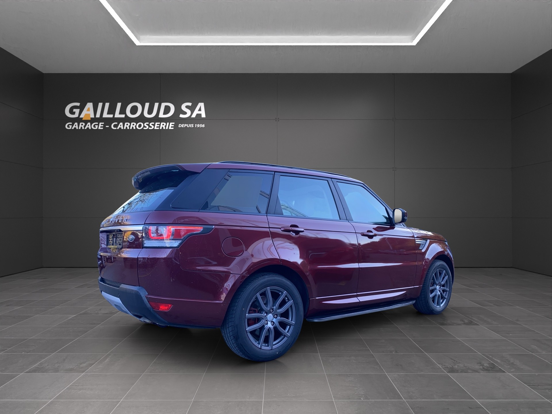LAND ROVER Range Rover Sport 2.0SD4 HSE Automatic-showroom-element-2