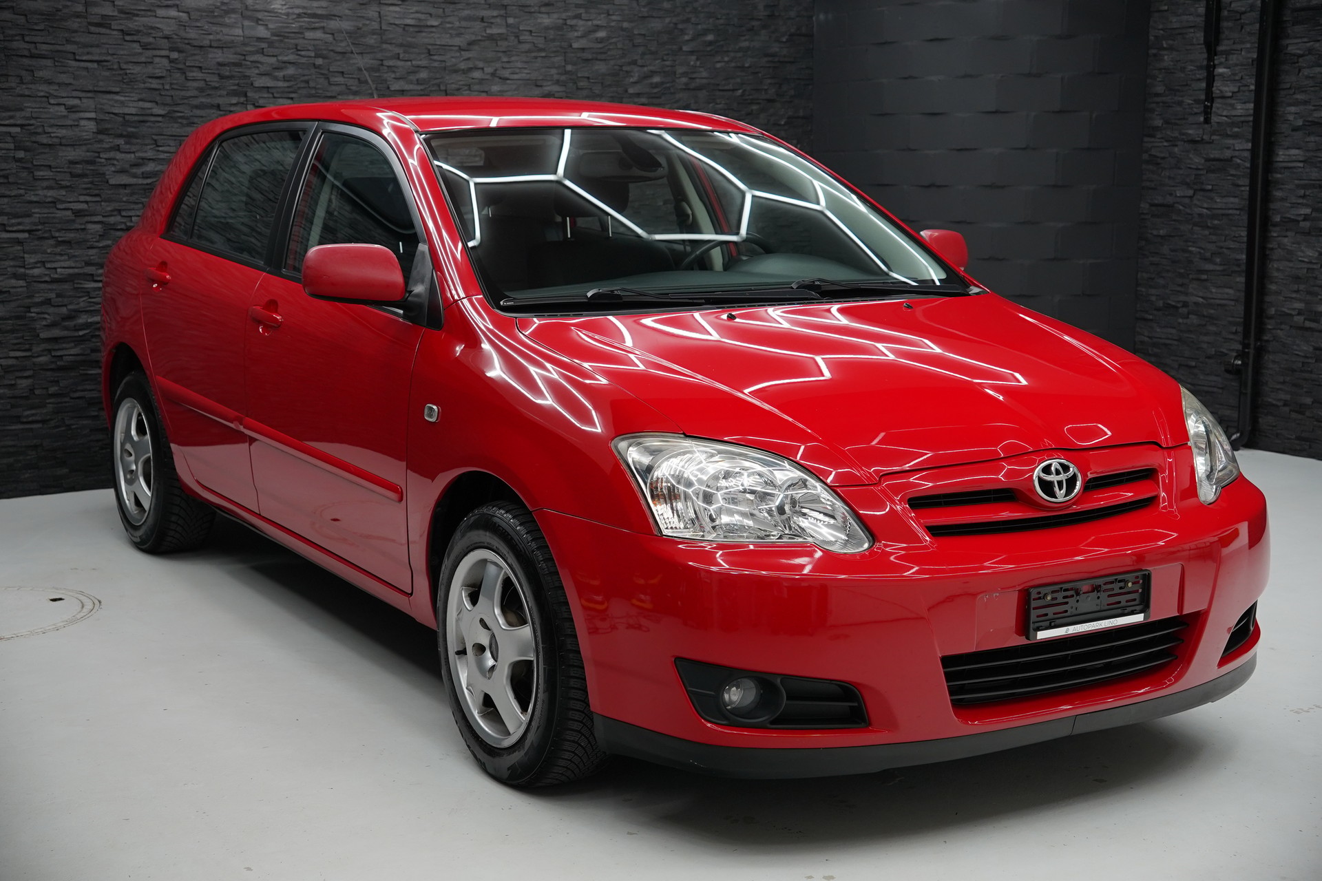 TOYOTA Corolla 1.6 Linea Sol-image-0