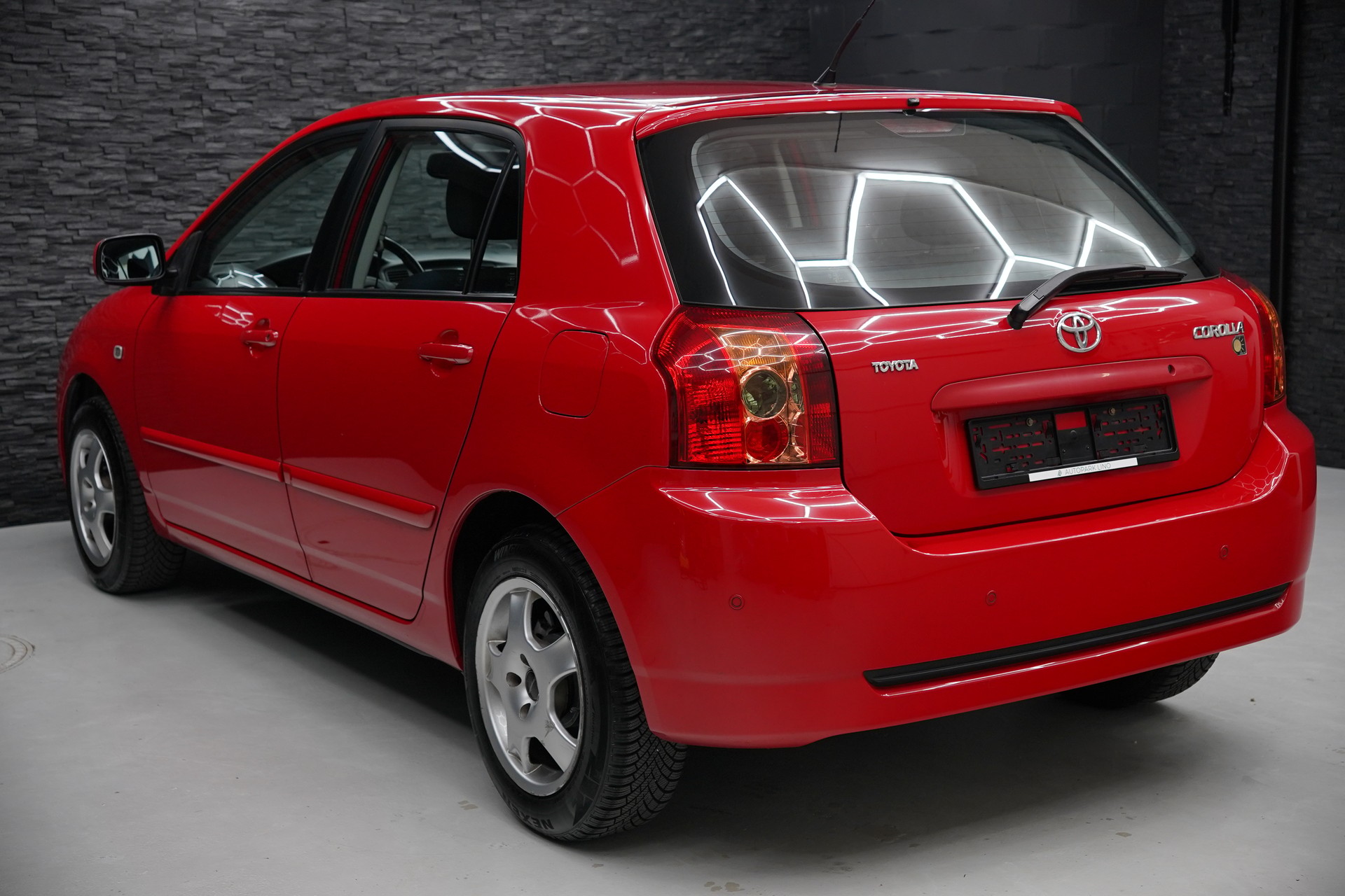 TOYOTA Corolla 1.6 Linea Sol-image-3