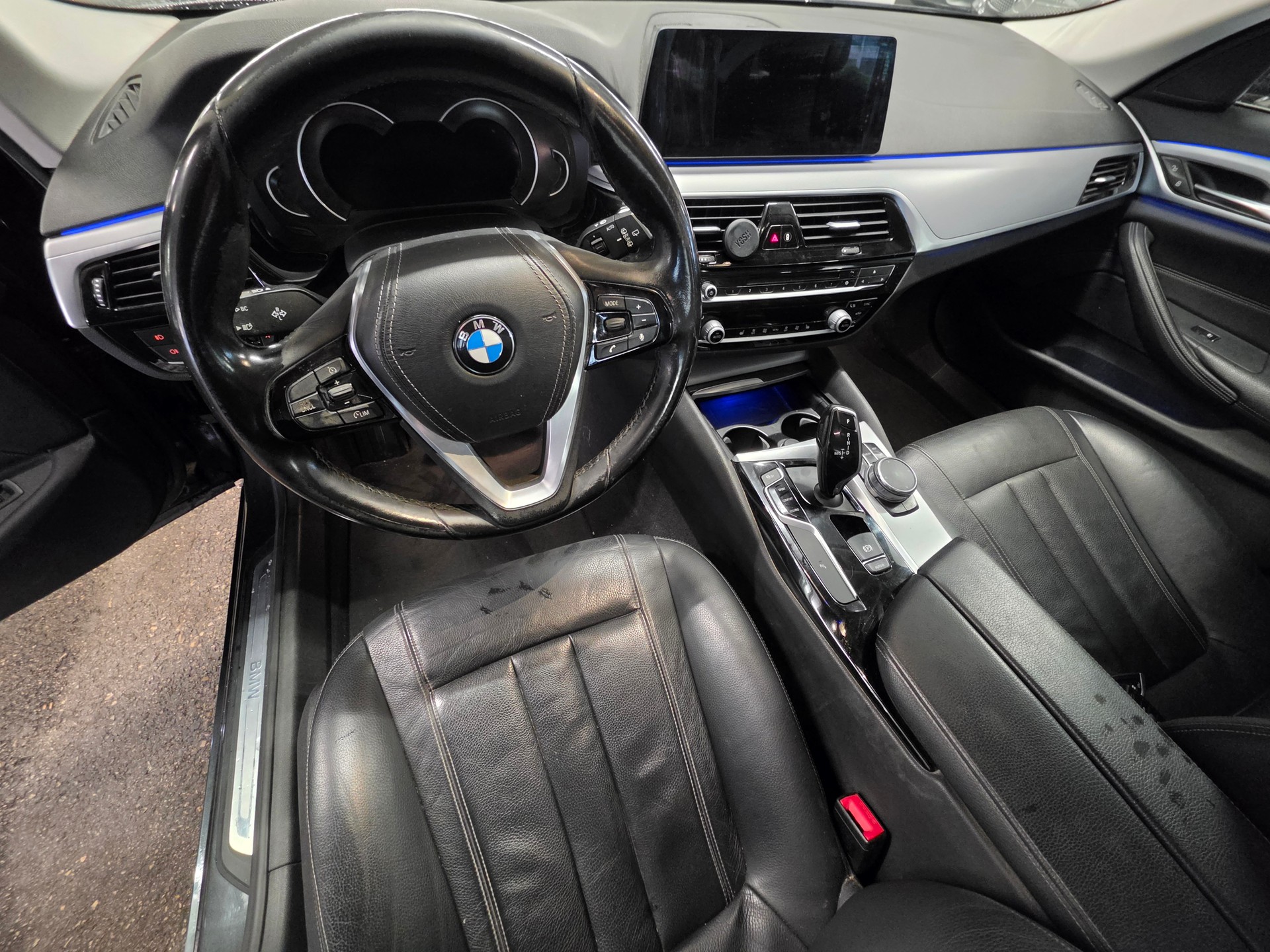 BMW 520d xDrive Touring Sport Line Steptronic-image-11