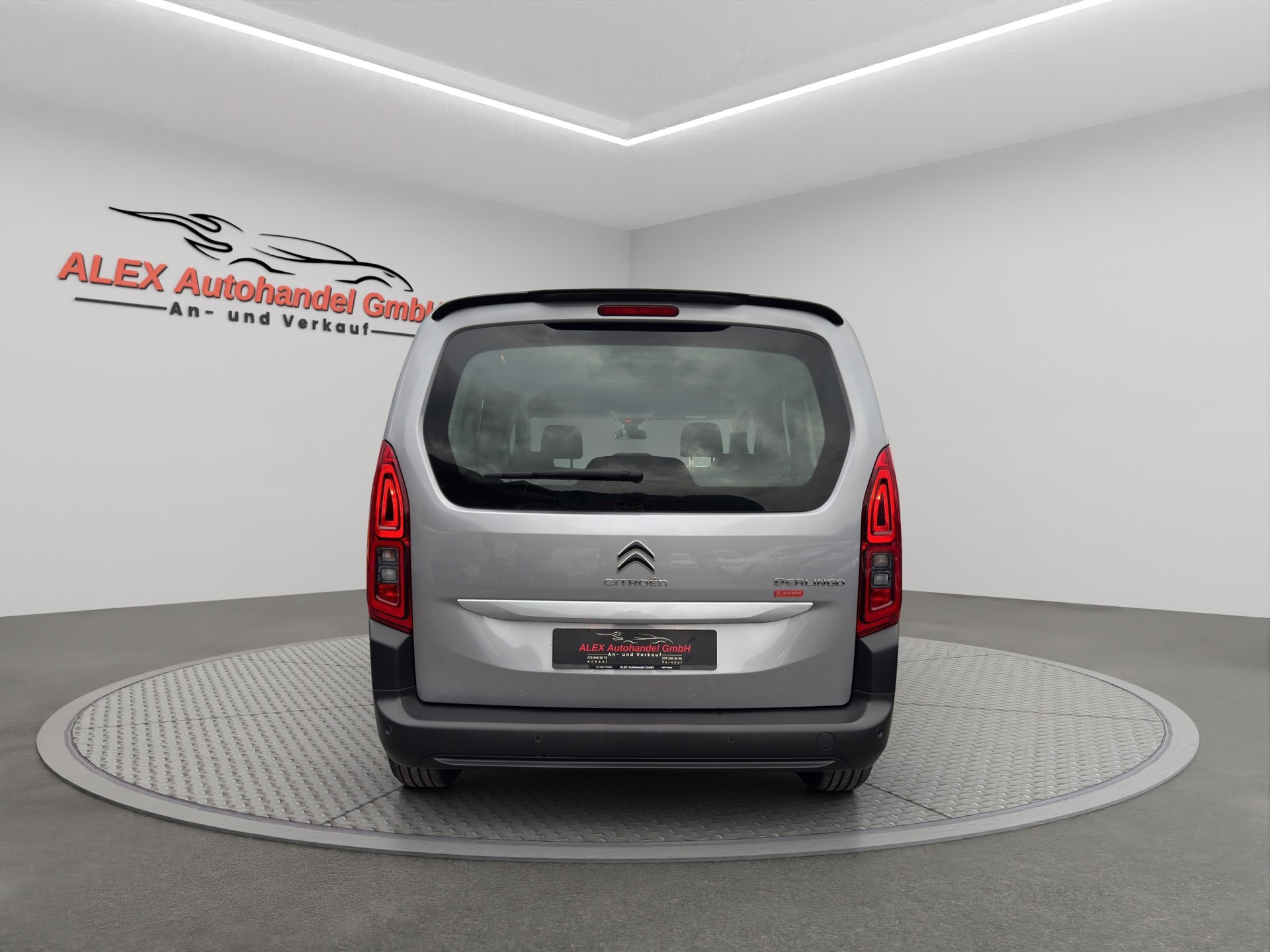CITROEN Berlingo 1.5 BlueHDi Swiss Edition-image-4