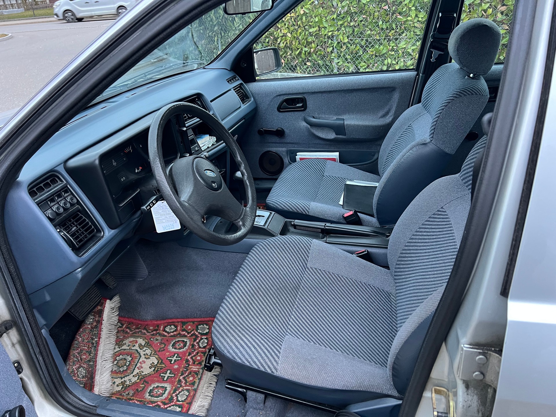 FORD Sierra 2.0i CL Automat-image-7