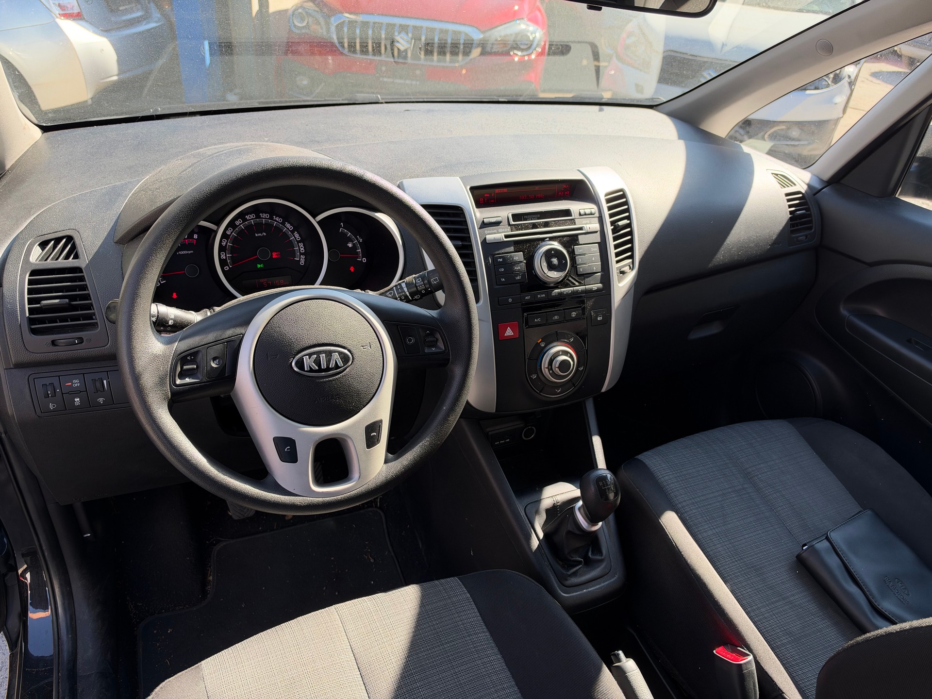 KIA Venga 1.6 CVVT Trend-image-11