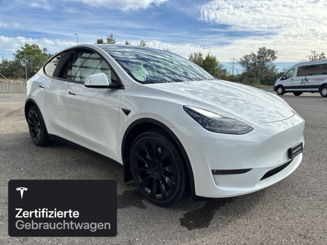 TESLA Model Y Long Range AWD-image-11