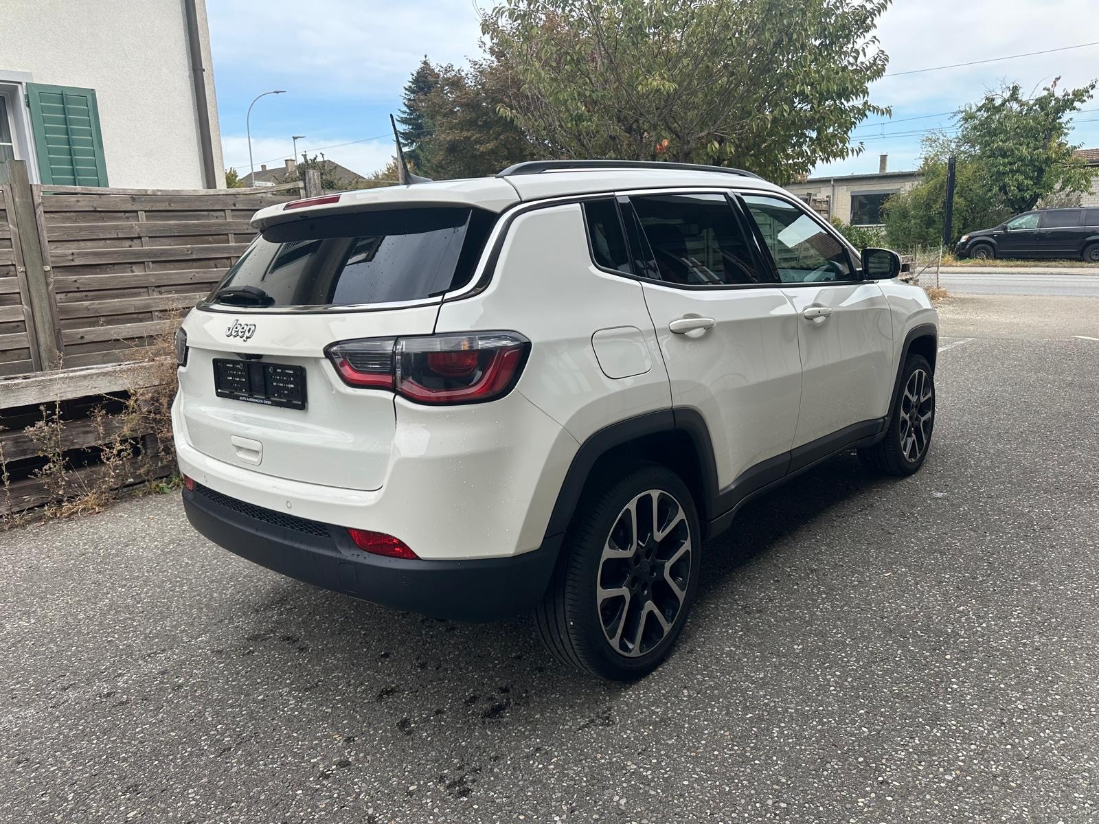 JEEP Compass 2.0CRD Limited AWD 9ATX-image-3