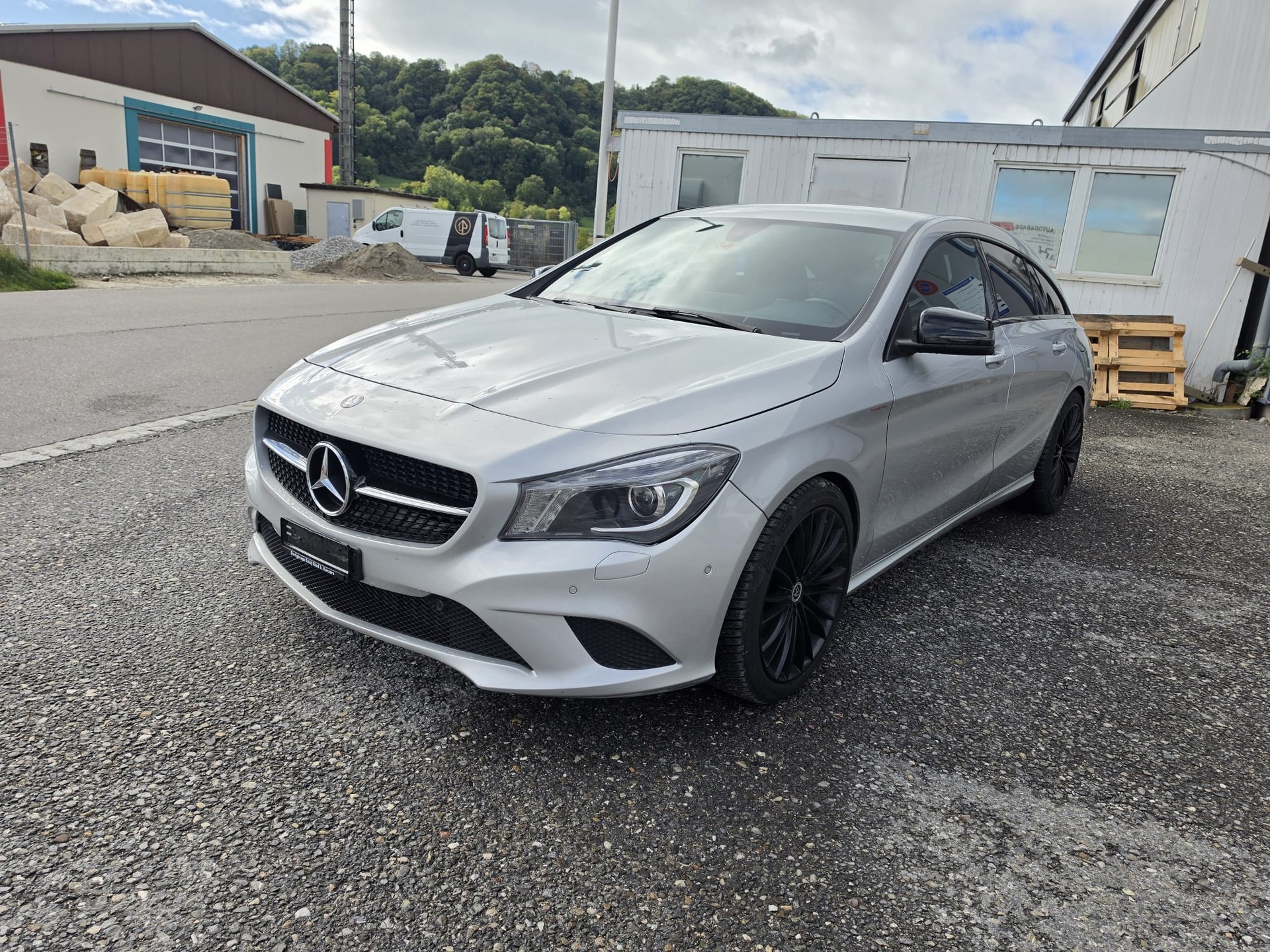 MERCEDES-BENZ CLA 200 CDI AMG Line 4 matic-image-1