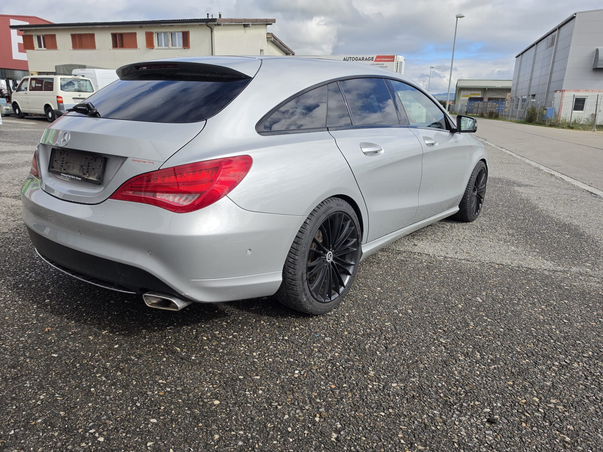 MERCEDES-BENZ CLA 200 CDI AMG Line 4 matic-image-3