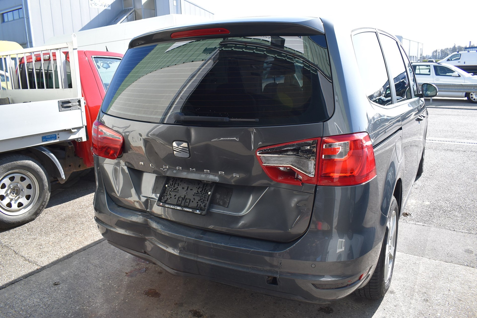 SEAT Alhambra 1.4 TSI Budget-image-1