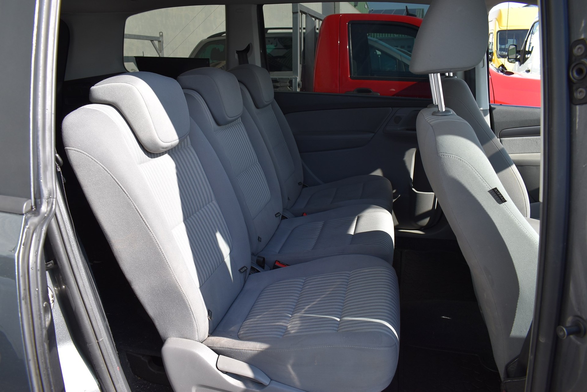 SEAT Alhambra 1.4 TSI Budget-image-6