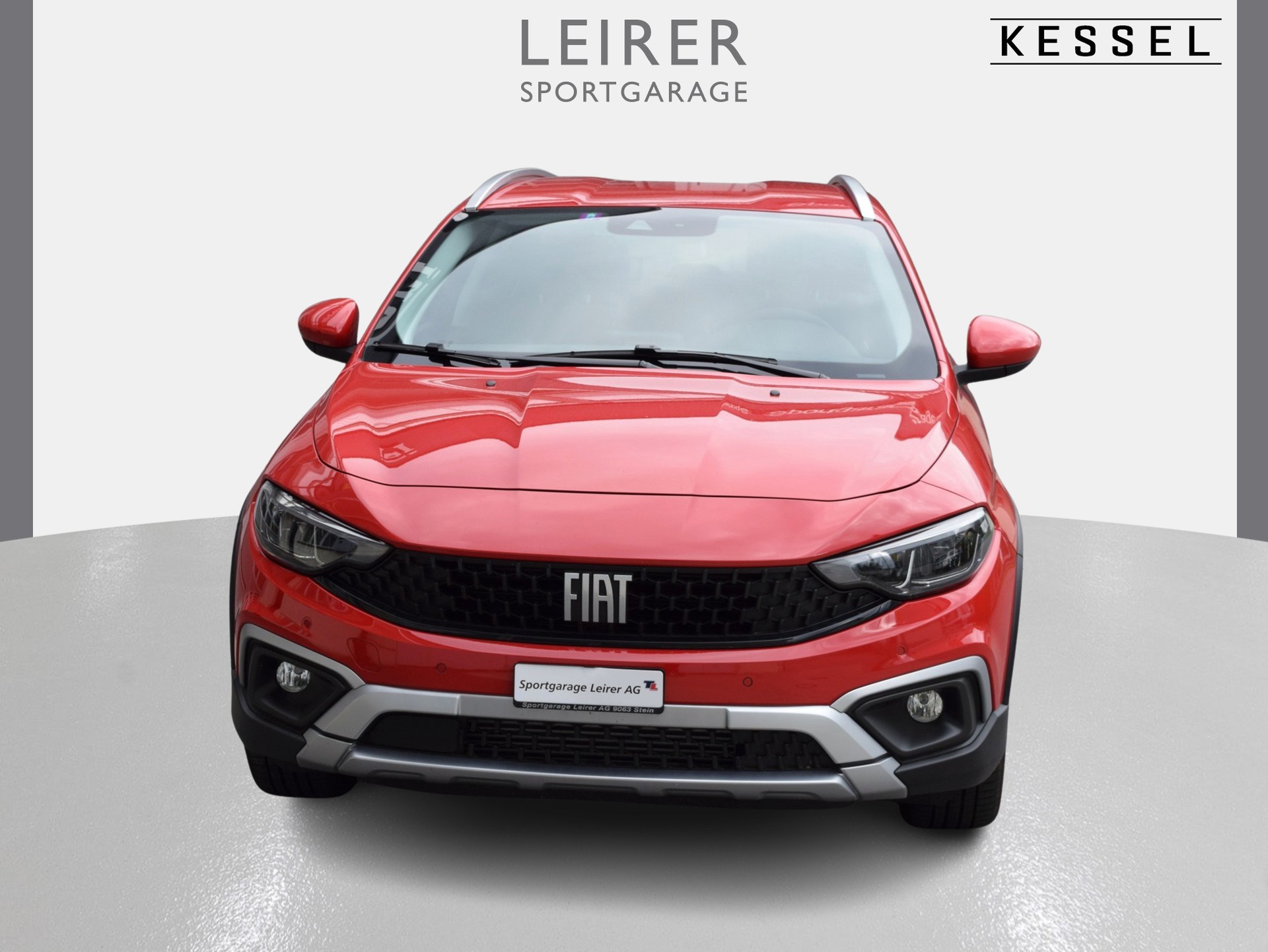 FIAT Tipo 1.6MJ Red-showroom-element-3