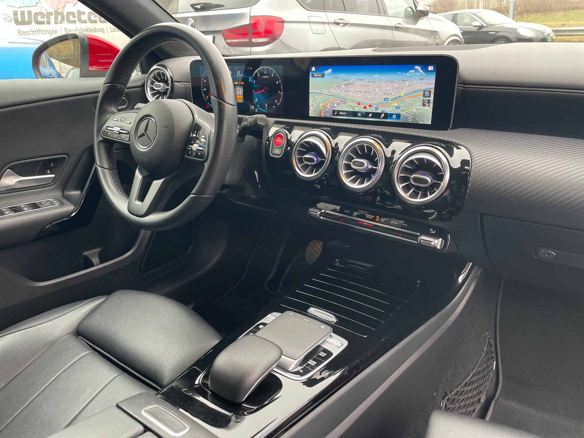 MERCEDES-BENZ A 200 Style 7G-DCT-image-9