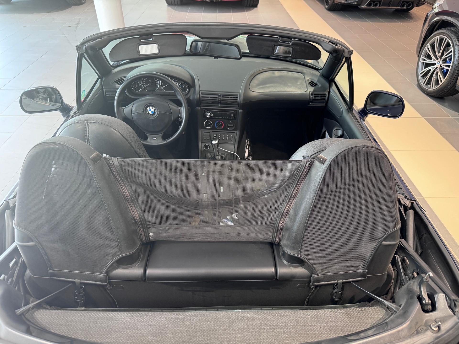 BMW Z3 2.8i Roadster-image-8