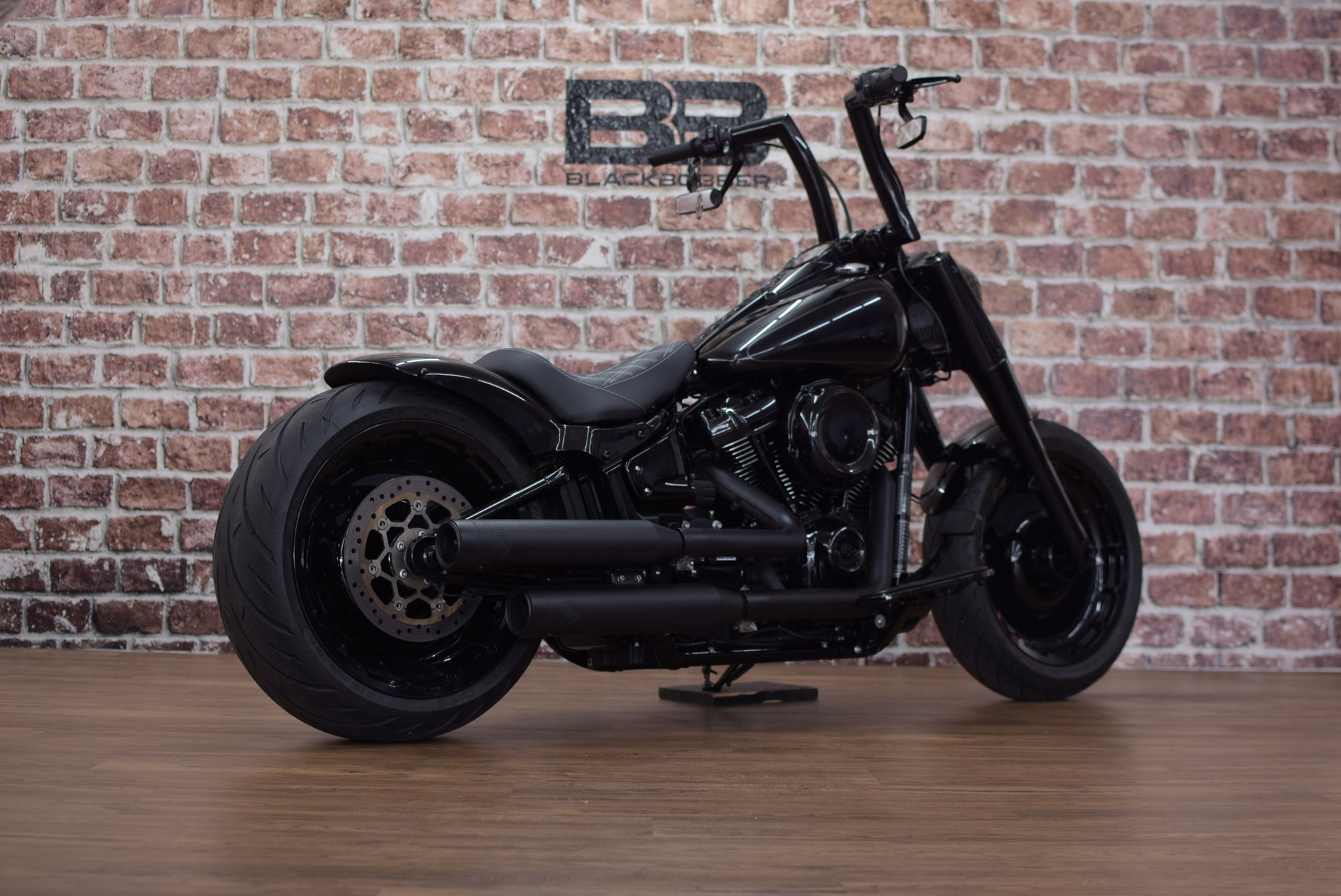 HARLEY-DAVIDSON FLFBS Fat Boy 114-showroom-element-2