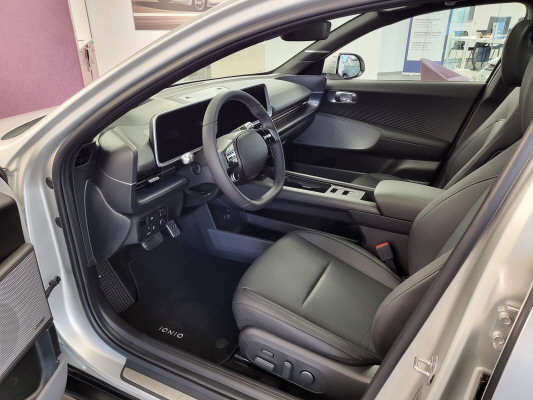 HYUNDAI Ioniq 6 77kWh Launch 4WD-image-6