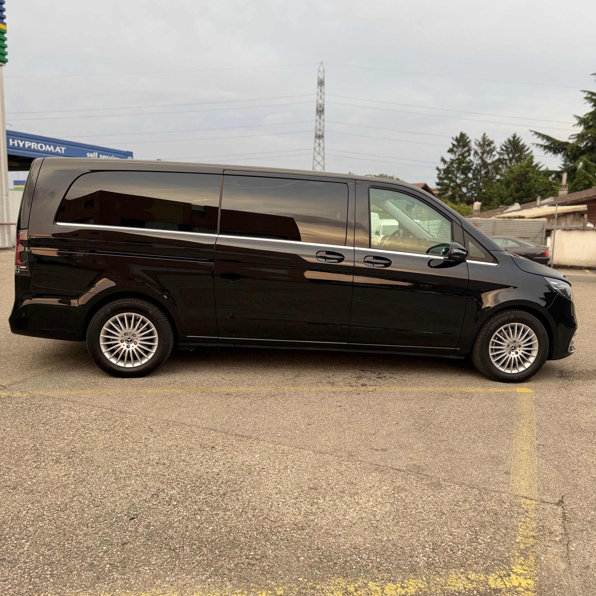 MERCEDES-BENZ V 300 d Avantgarde Extralang 9G-Tronic +41767797532-image-1