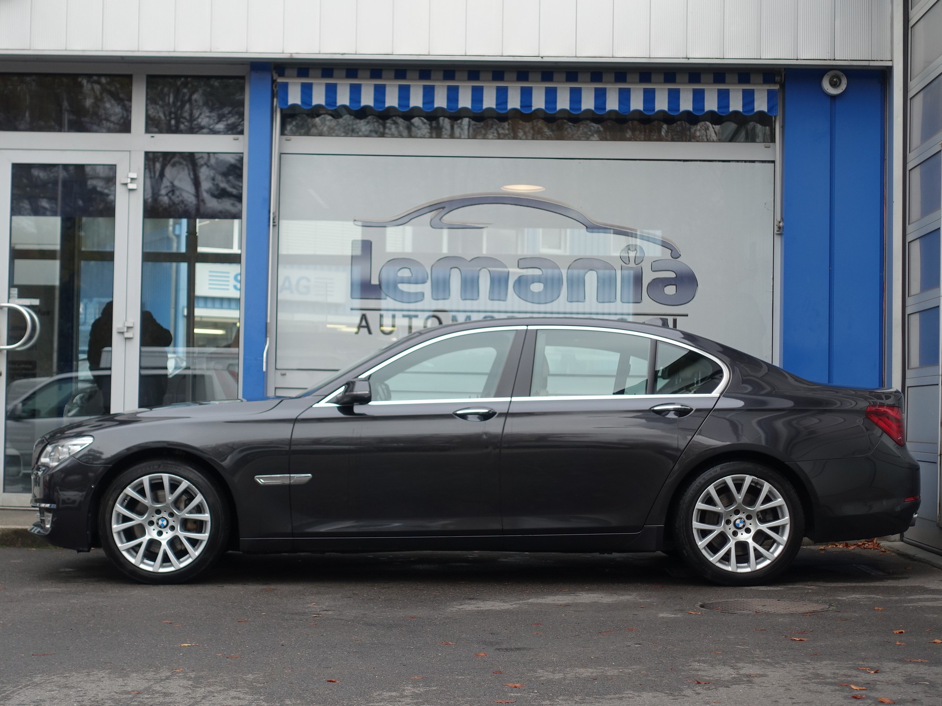 BMW 740d xDrive-image-6