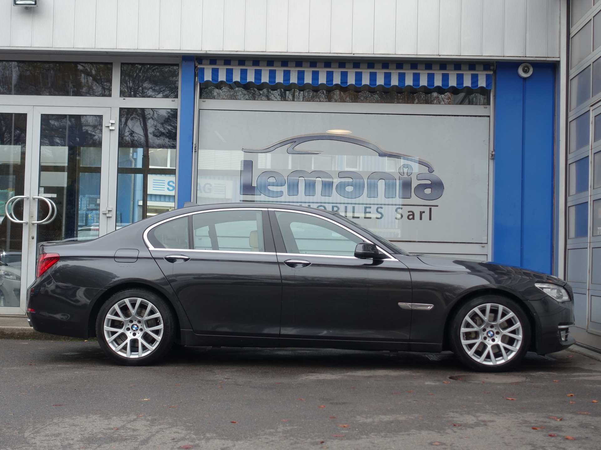 BMW 740d xDrive-image-7