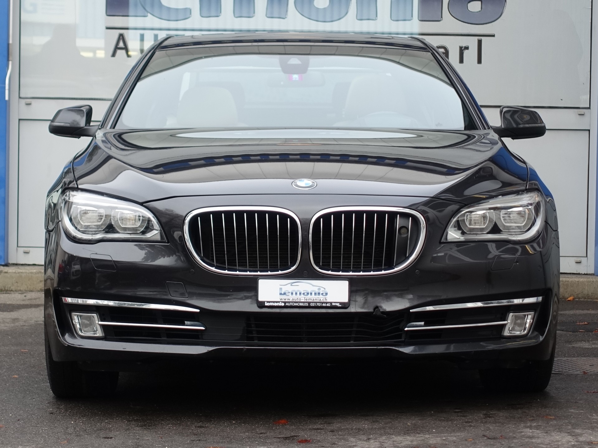 BMW 740d xDrive-image-2