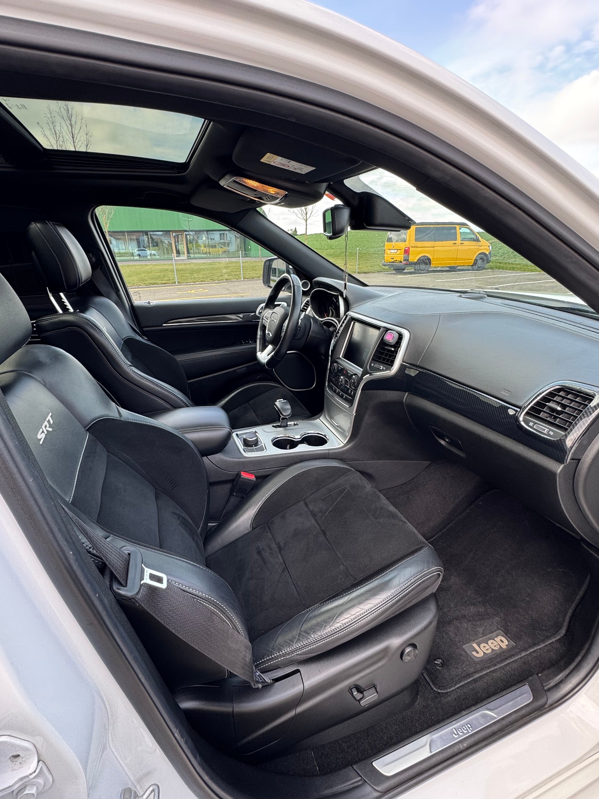 JEEP Grand Cherokee 6.4 V8 HEMI SRT-image-8