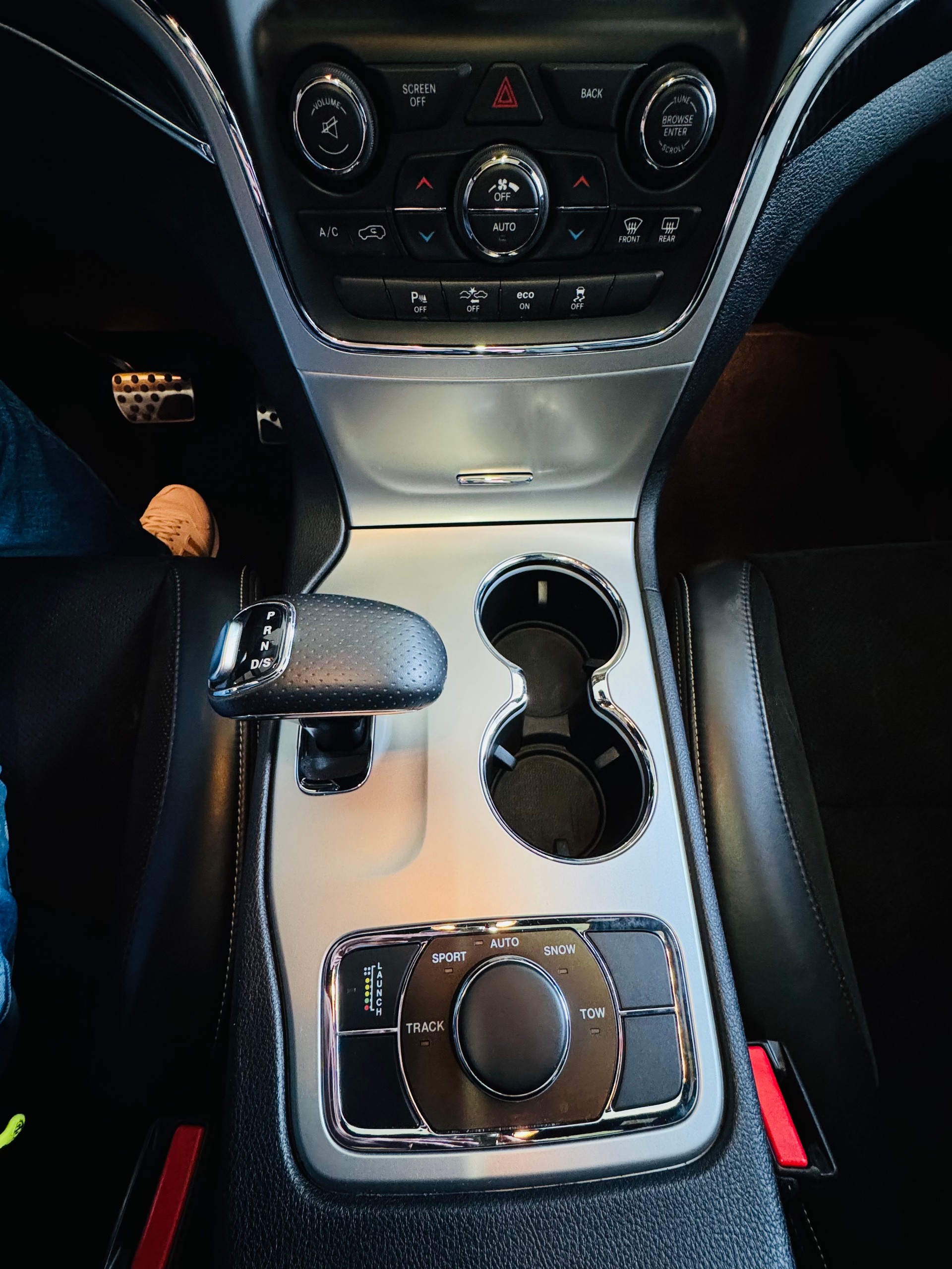 JEEP Grand Cherokee 6.4 V8 HEMI SRT-image-11