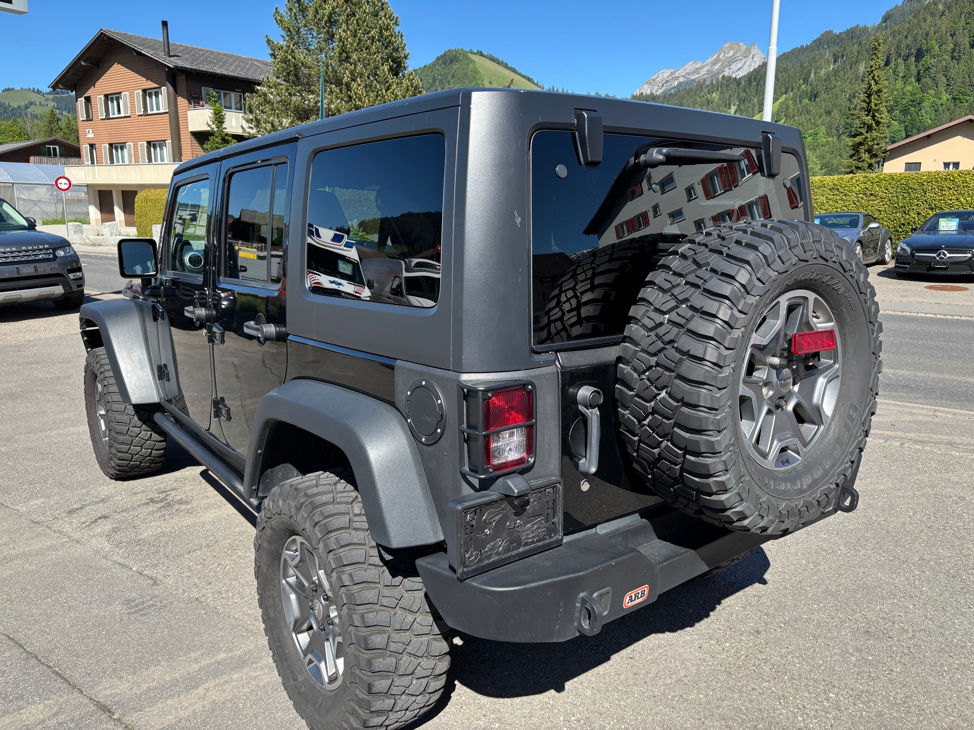 JEEP Unlimited Rubicon-image-4
