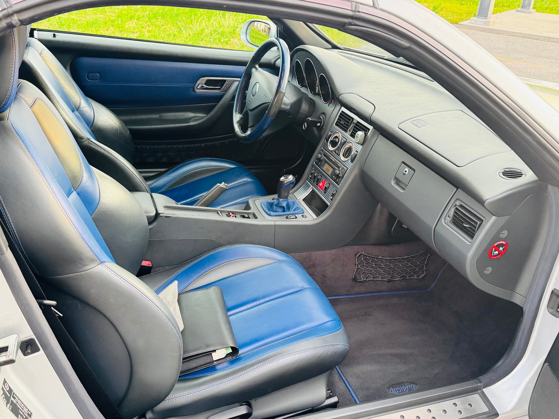 MERCEDES-BENZ SLK 200 Kompressor-image-11