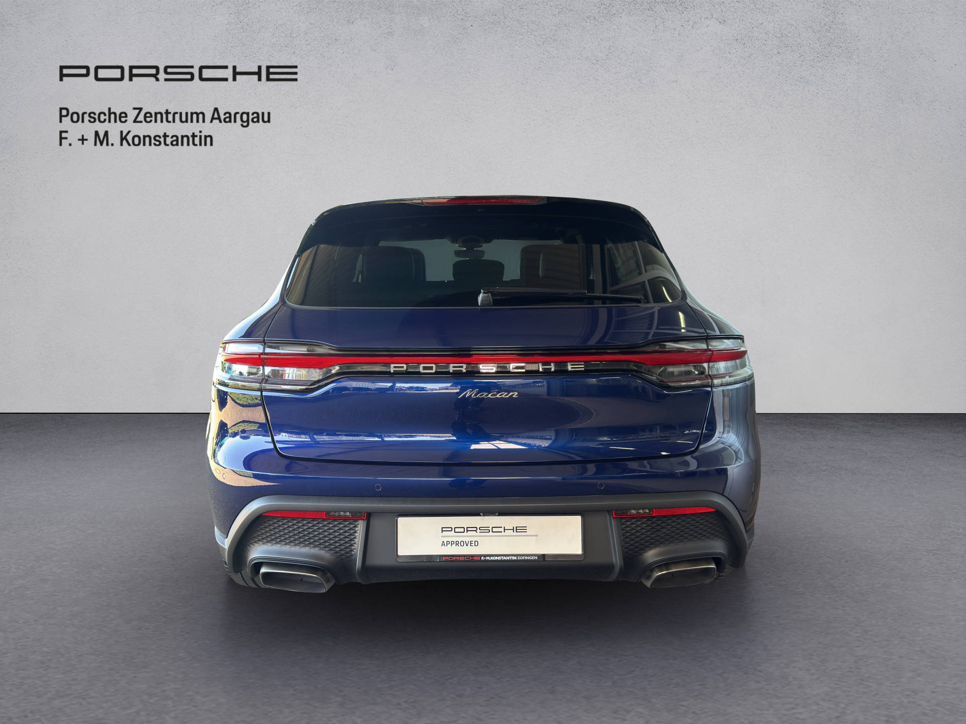 PORSCHE Macan-image-4