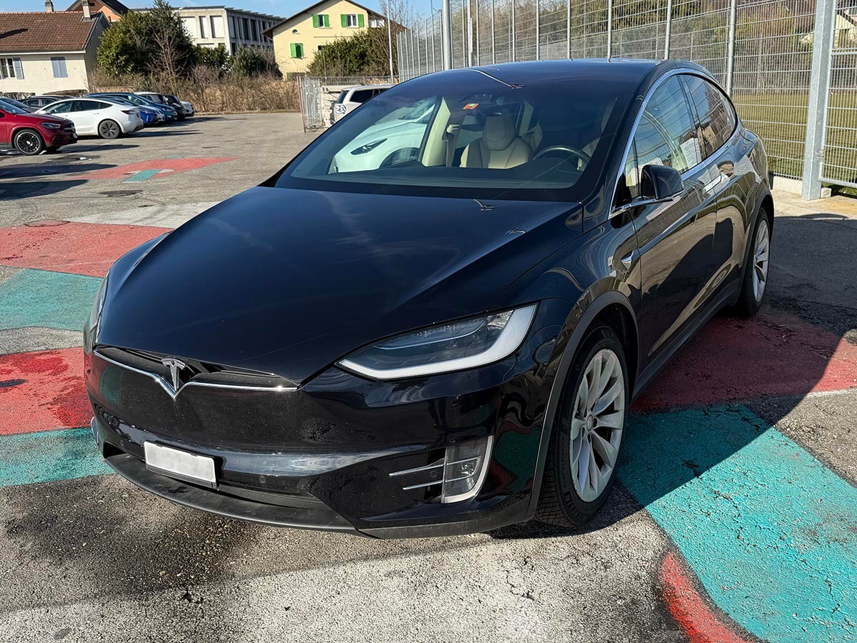 TESLA Model X 90 D-image-2