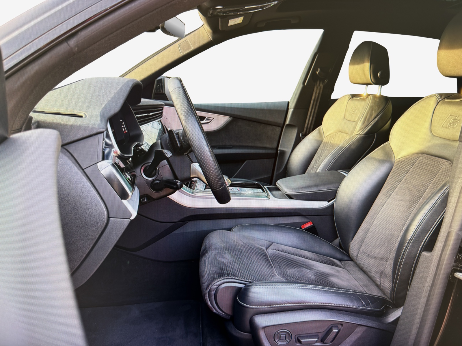 AUDI Q8 45 TDI Black Edition quattro tiptronic-image-7