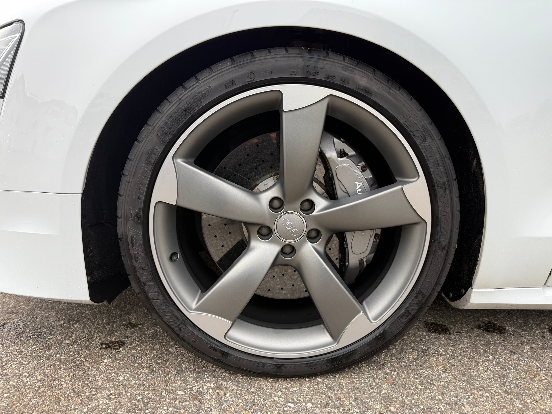 AUDI S8 4.0 TFSI V8 quattro tiptronic-image-9