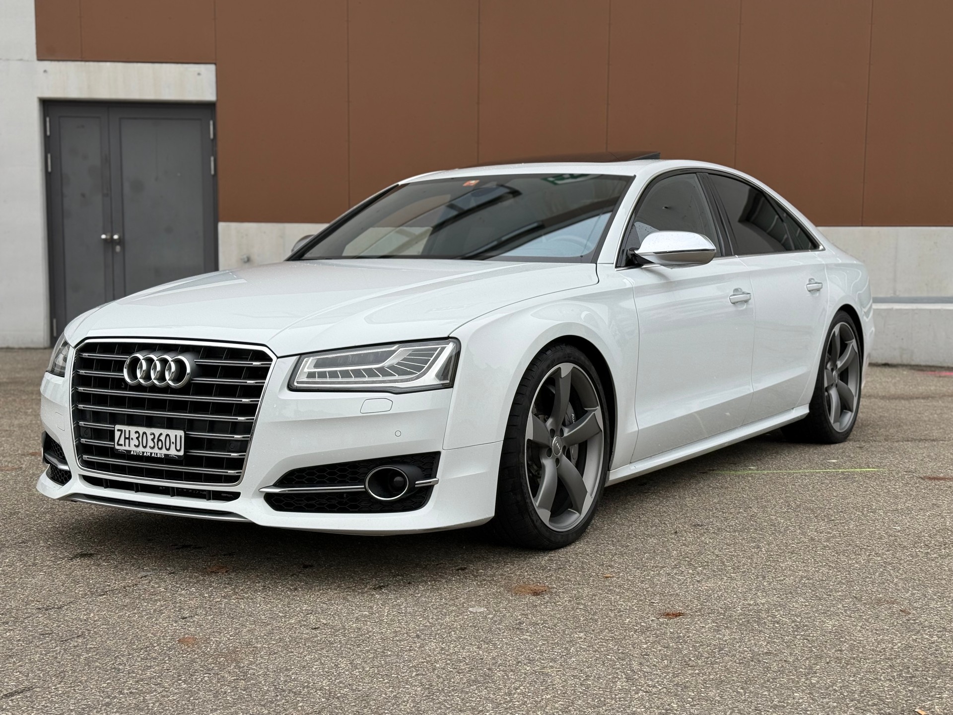 AUDI S8 4.0 TFSI V8 quattro tiptronic