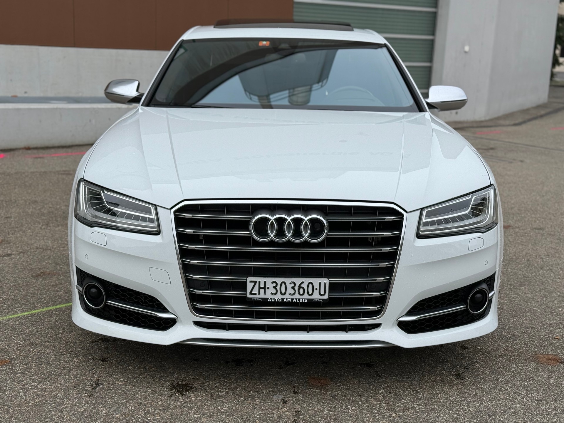 AUDI S8 4.0 TFSI V8 quattro tiptronic-showroom-element-1