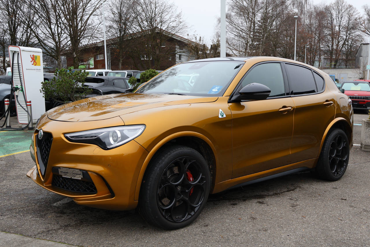 ALFA ROMEO Stelvio 2.9 V6 Biturbo Q4 Quadrifoglio Performante Sky-image-5