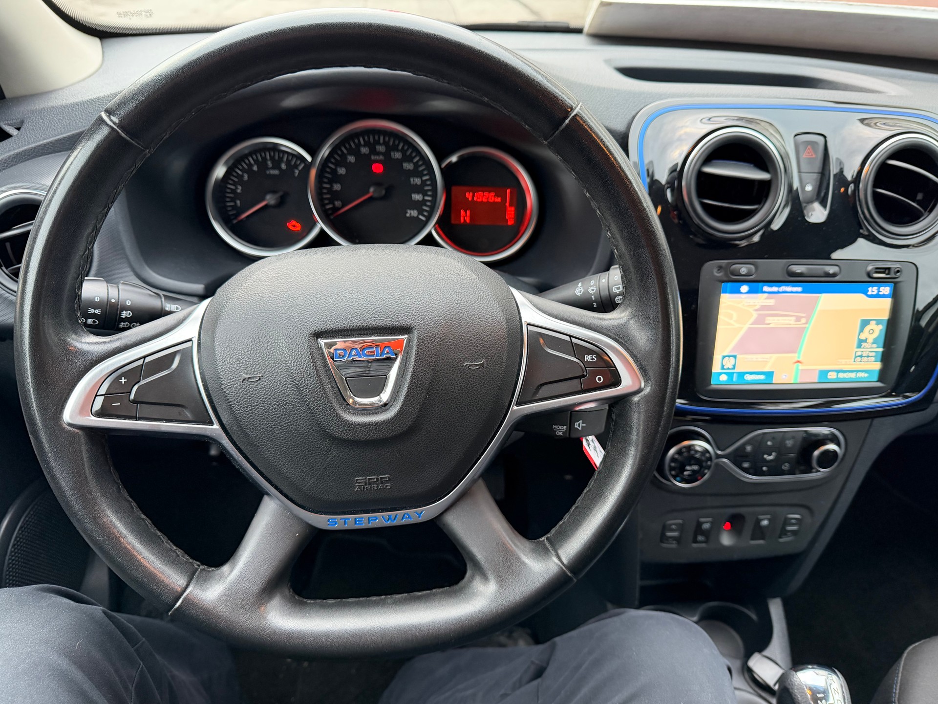 DACIA Sandero TCe 90 Comfort Easy-R-image-10