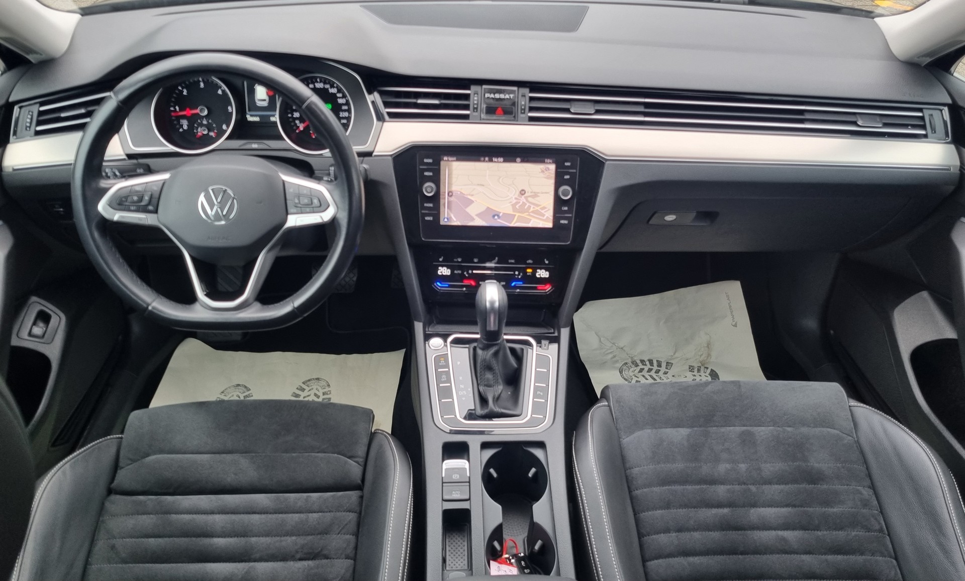 VW Passat 2.0 TDI Facelift Highline 190 PS DSG-image-12