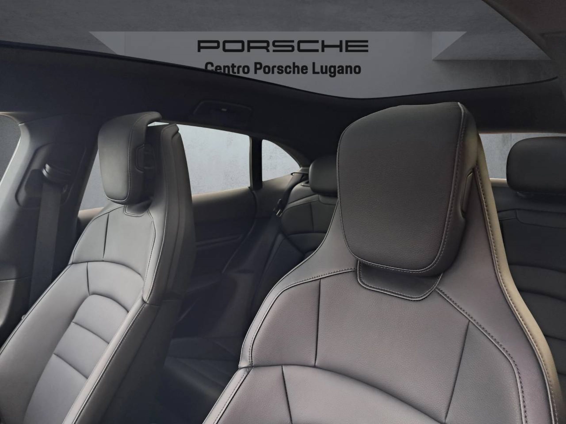 PORSCHE Taycan 4S Cross Turismo (MY23)-image-27